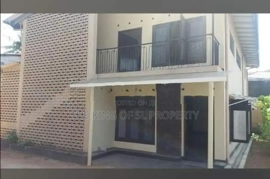 House for sale in Nugegoda