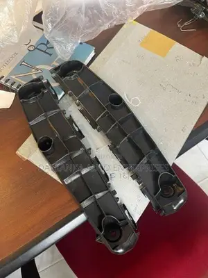 Toyota Prius 50 Bumper Retainer