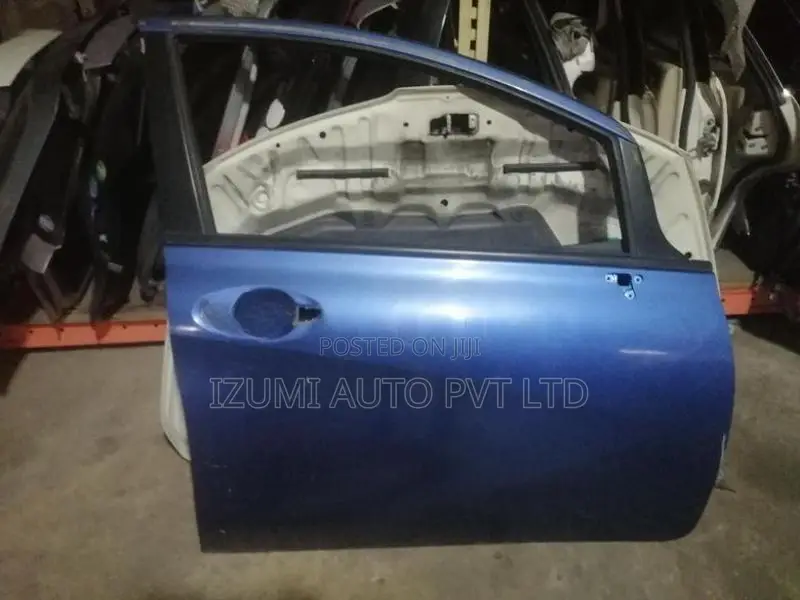 Nissan Note E12 Front Right Door Pannel