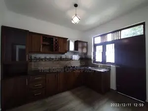 Luxury House for sale in Kandana