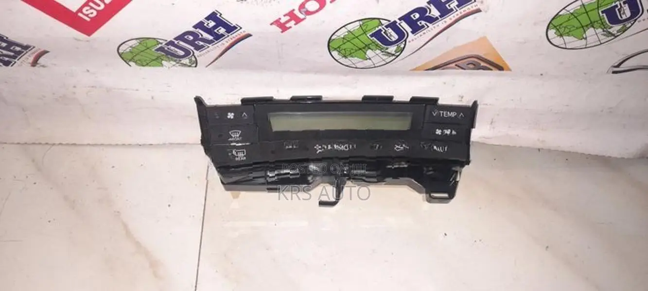 Toyota Prius W 30 AC Panel
