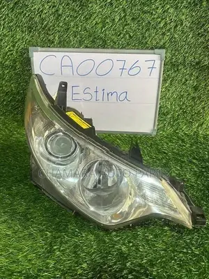 Toyota Estima (ACR50) Head Light