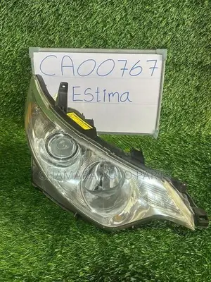 Toyota Estima (ACR50) Head Light