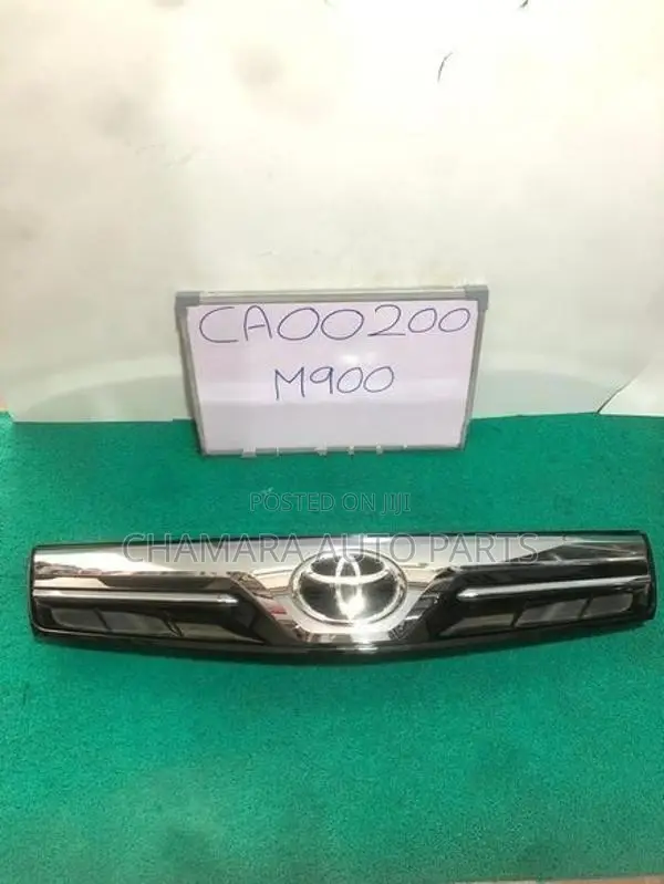 Toyota Roomy (M900A) Front Shell