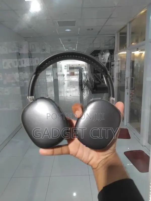 Apple AirPods Max Wireless Over Ear Headphones
