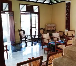 Kadawatha: 4BR (10P) Luxury House for Sale at Mawaramandiya