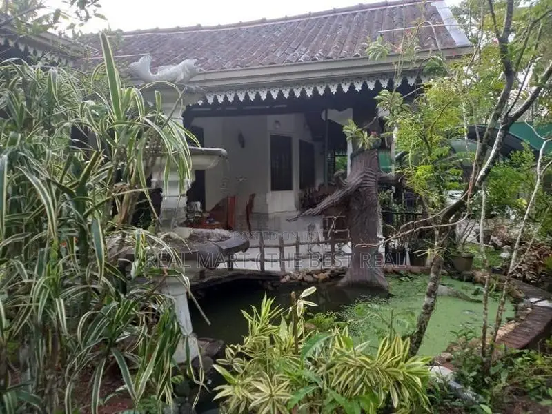 Homagama : 4BR (38P) Beutifull Luxury Villa for Sale at Panagoda