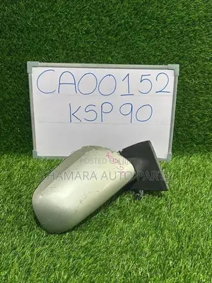 Toyota Vitz (KSP90) Normal Side Mirror