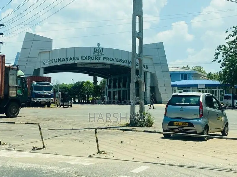 15 Perches Superb Land facing Beautiful Paddy Field, Katunayake