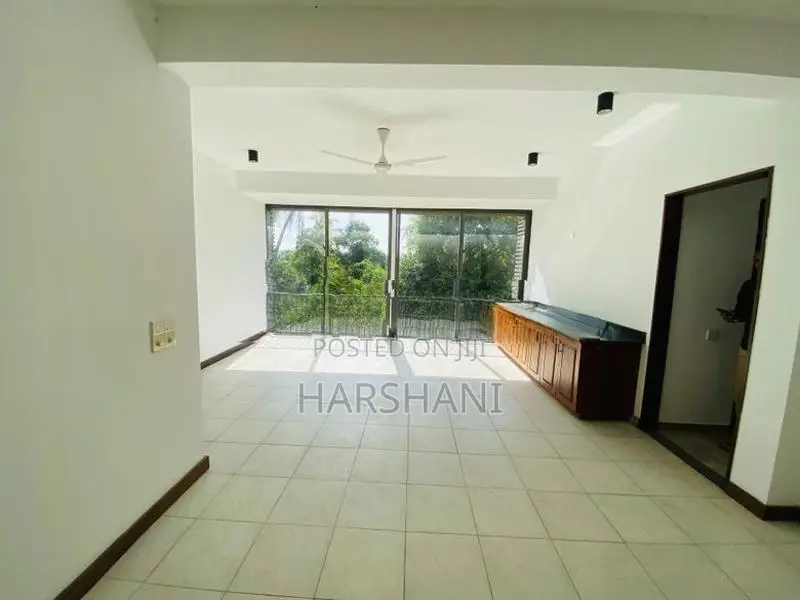 2 Bedroom Apartment for Long Term Rent as Office Purposes
