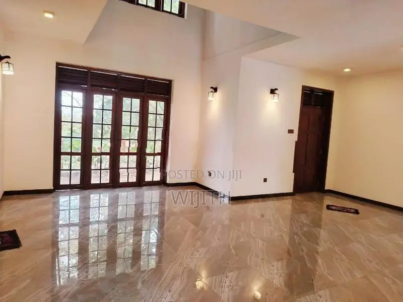 Two Storey House for Sale in Kottawa