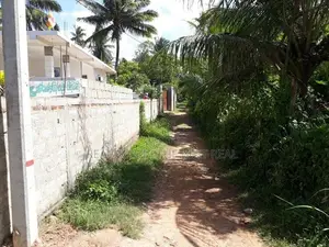 Matara : 120P Perches Commercial Land for Sale in Talpe