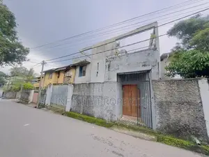 (IP326) 32 P Land With 03 Houses Property Sale At Colombo 06