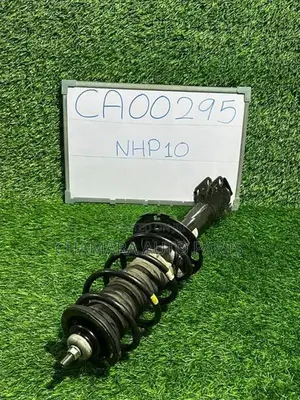 Toyota Aqua (NHP10) Front Shock