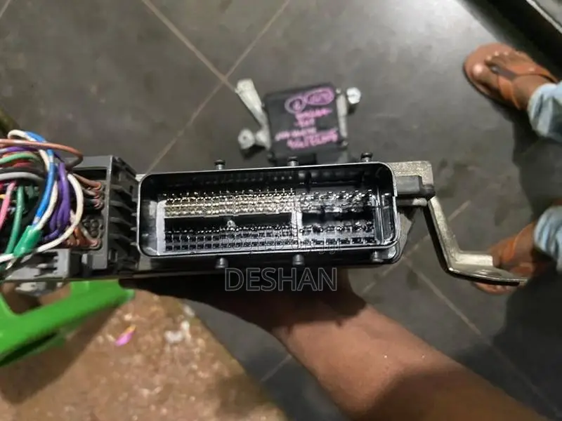 Toyota Vitz Ksp90 Engine Control (engine Ecu)