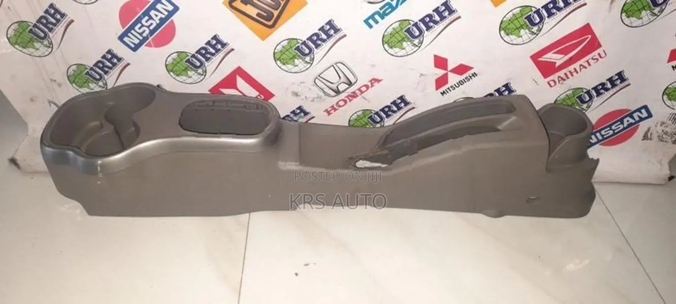Nissan March K 12 Consol Box