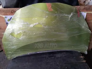 Toyota Passo KGC 10 Bonnet