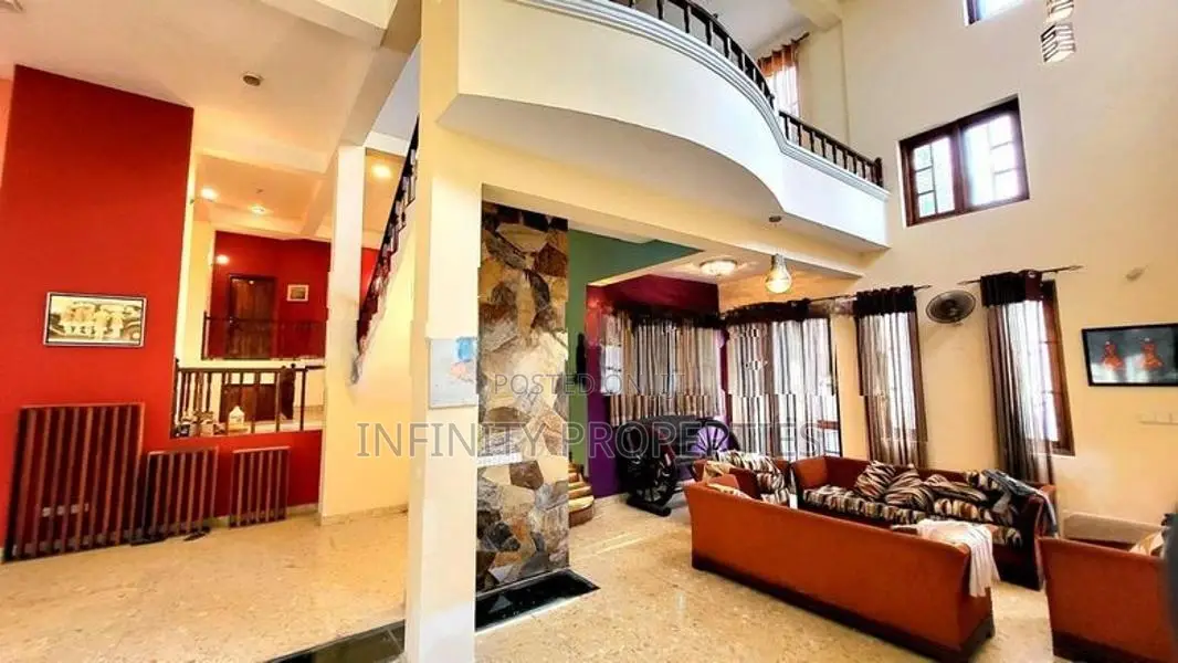 (ARN422) Architectural Design Super Luxury House for Sale in Nugegoda