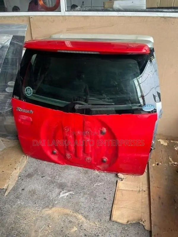 Toyota Rush Dickey Door Panel