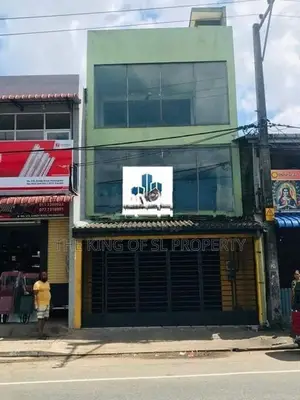 Building for sale in Kelaniya