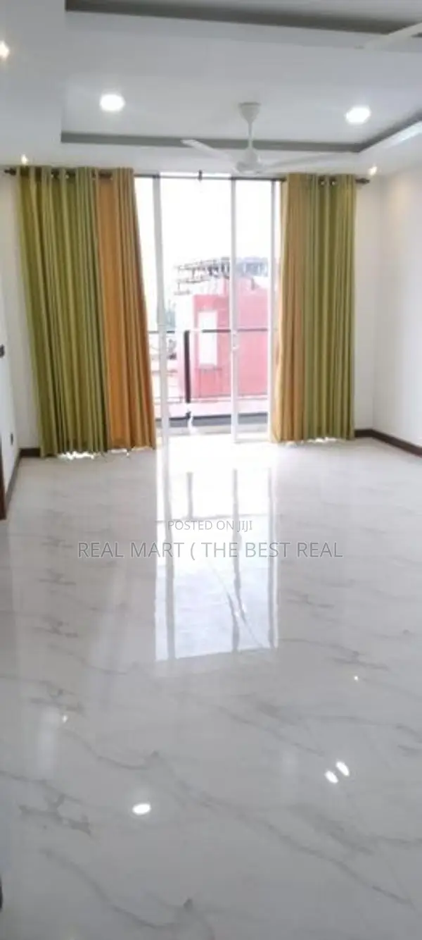 Colombo 6 : 4BR Brand New Luxury Apartment for Sale