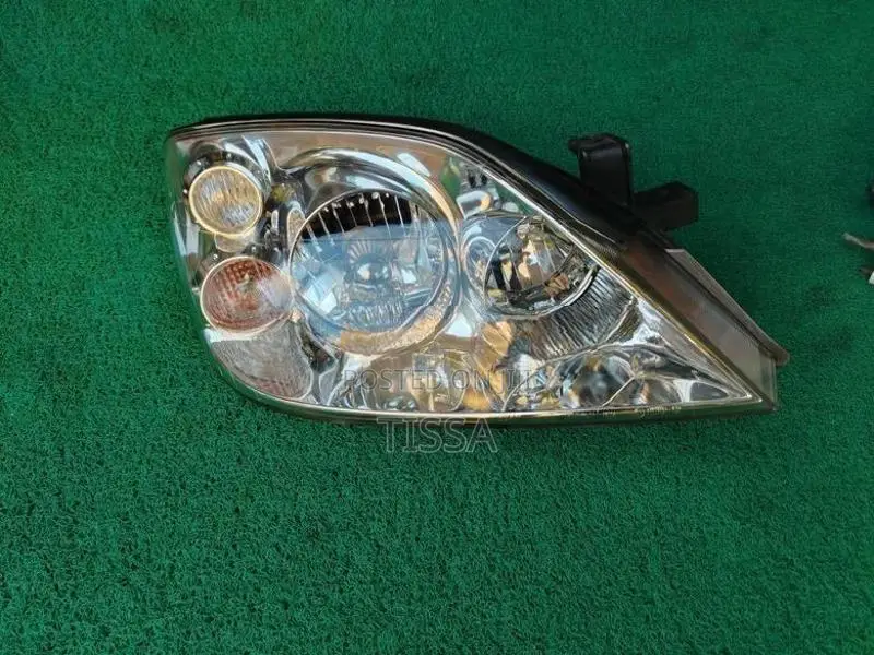 Nissan Primera P12 Xenon Headlight