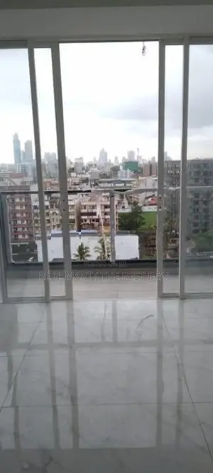 Colombo 6 : 4BR Brand New Luxury Apartment for Sale
