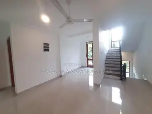 Solid Spacious House for Sale in Piliyandala Town Near Moratuwa Road