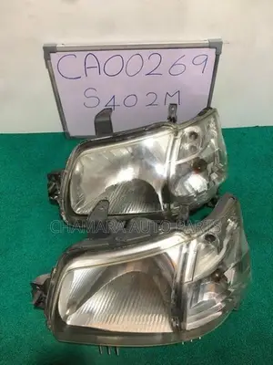 Toyota Townace (S402) Head Lamp