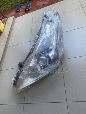 Prius 40 head light