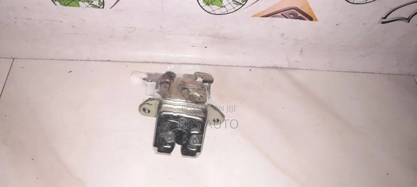 Honda Fit GP5 Dicky Door Lock