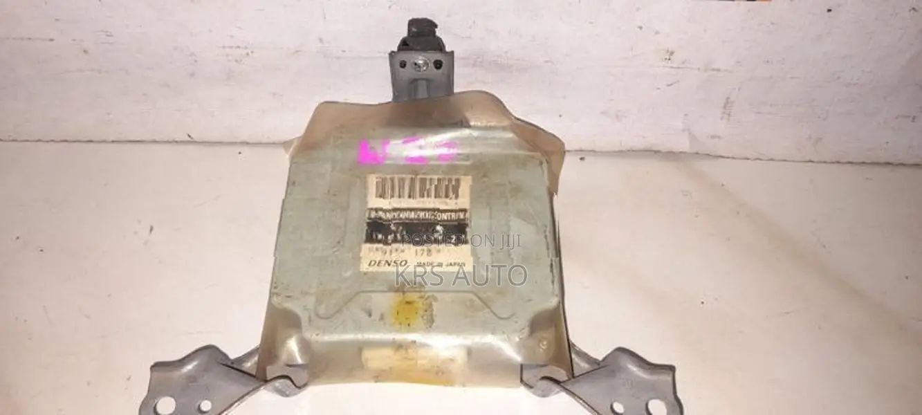 Toyota Prius NHW 20 Automatic Transmission Control -89535-47020