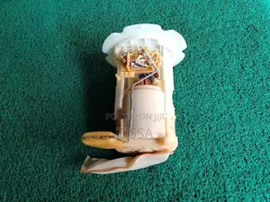 Nissan Cefiro A33 Fuel Pump