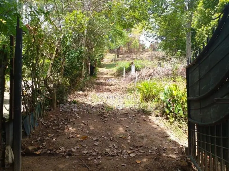 Bandarawela : 70 Perches Prime land for Sale near Sen Thomas collage