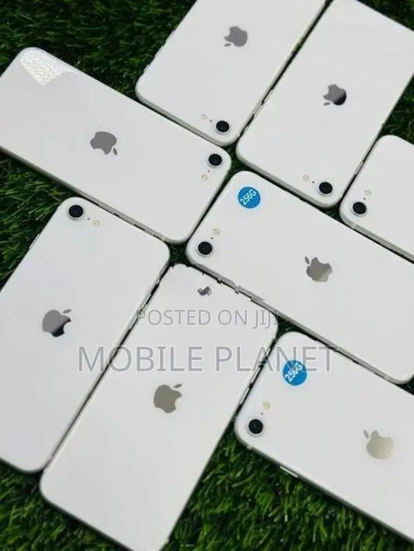 Apple iPhone SE 2 256GB (Used)