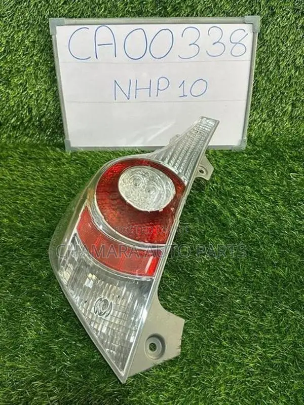 Toyota Aqua (NHP10) Tail Lamp