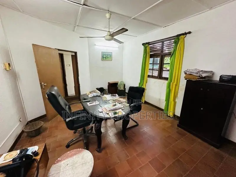 (ARN431) 16.5 P 02 Story House Sale At D Wejesinghe mawatha Pelawatha