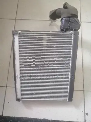 Toyota Crown 171 AC Cooler