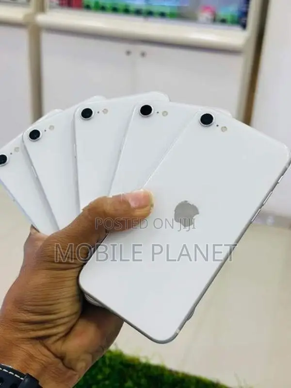 Apple iPhone SE 2 256GB (Used)