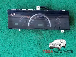 Nissan Cefiro J31 Meter Cluster