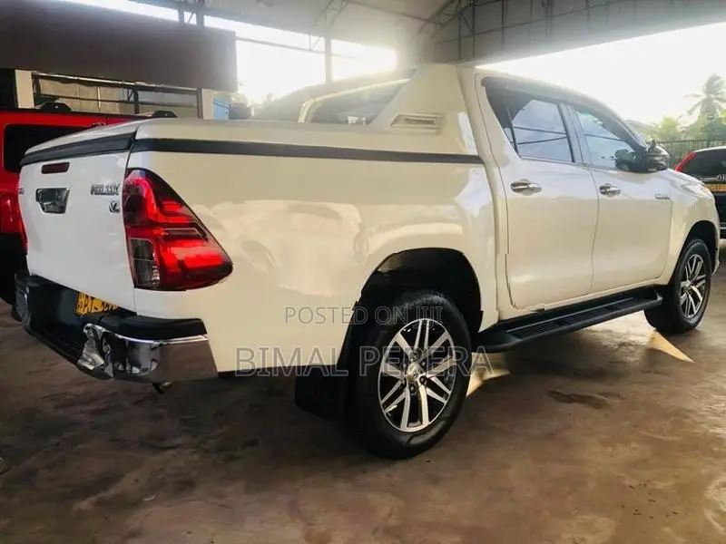 Toyota Hilux V Grade 2018