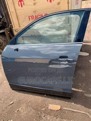 Audi Q2 Door