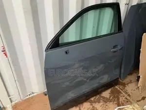 Audi Q2 Door