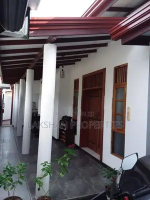 House For Sale In Kesbewa Bandaragama