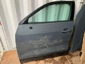 Audi Q2 Door