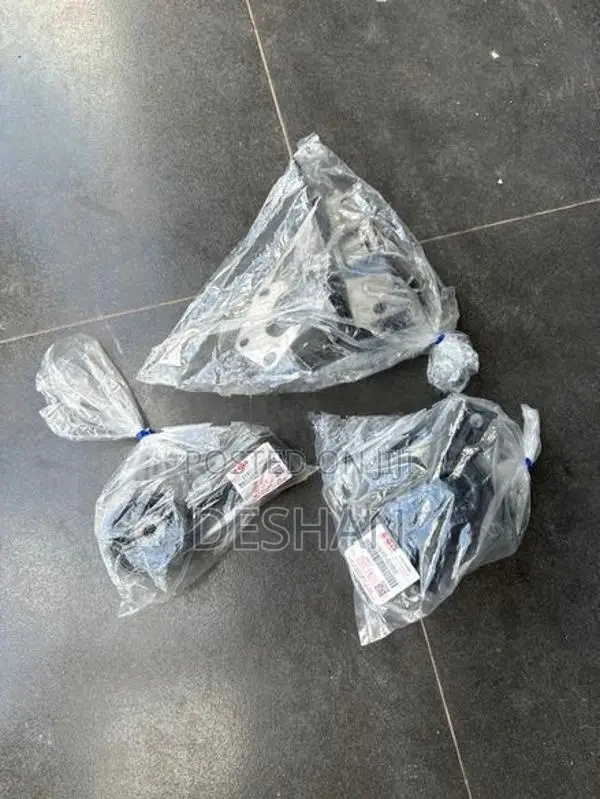 Suzuki Swift RS Turbo (ZC13S)Engine Mount Set