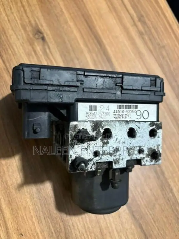 Toyota IST NCP60 ABS Unit