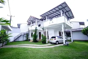 Two Storey House for Sale in Talawatugoda Kotte Road Madiwela