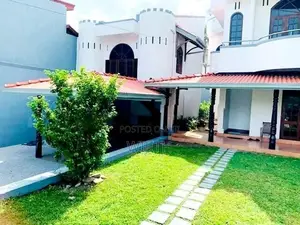 Super Trees Storey House for Sale in Battharamulla
