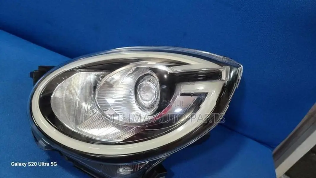 Toyota Passo Head Lamp L R